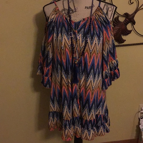 Lady’s World Tops - Tunic top/dress cold shoulder XL